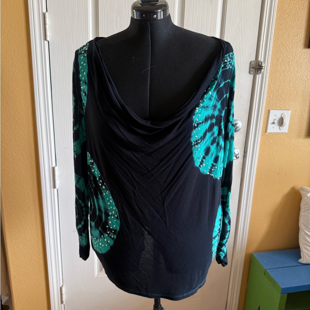 INC International Concepts Black and Teal Blouse